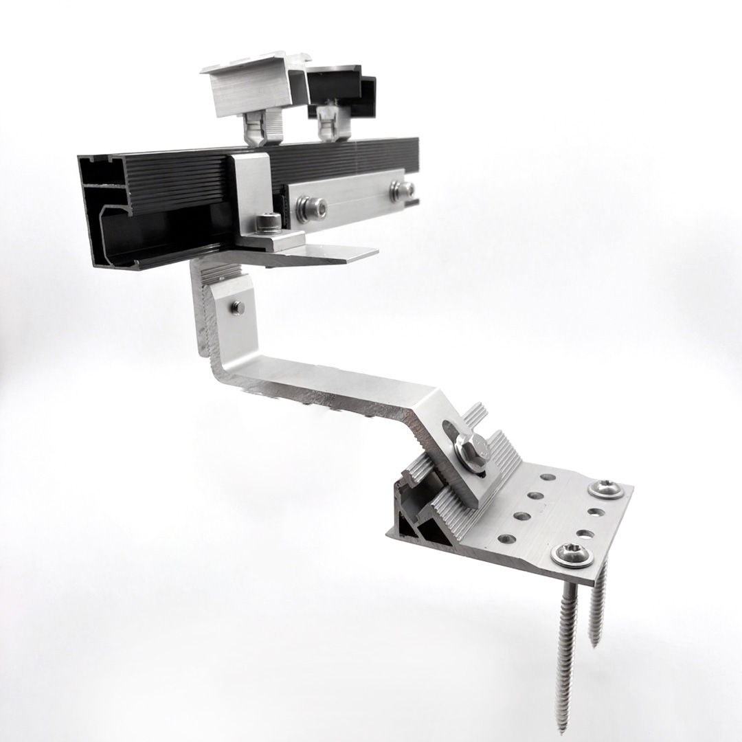 Penerapan Kait Aluminium pada Sistem Pemasangan Atap Surya