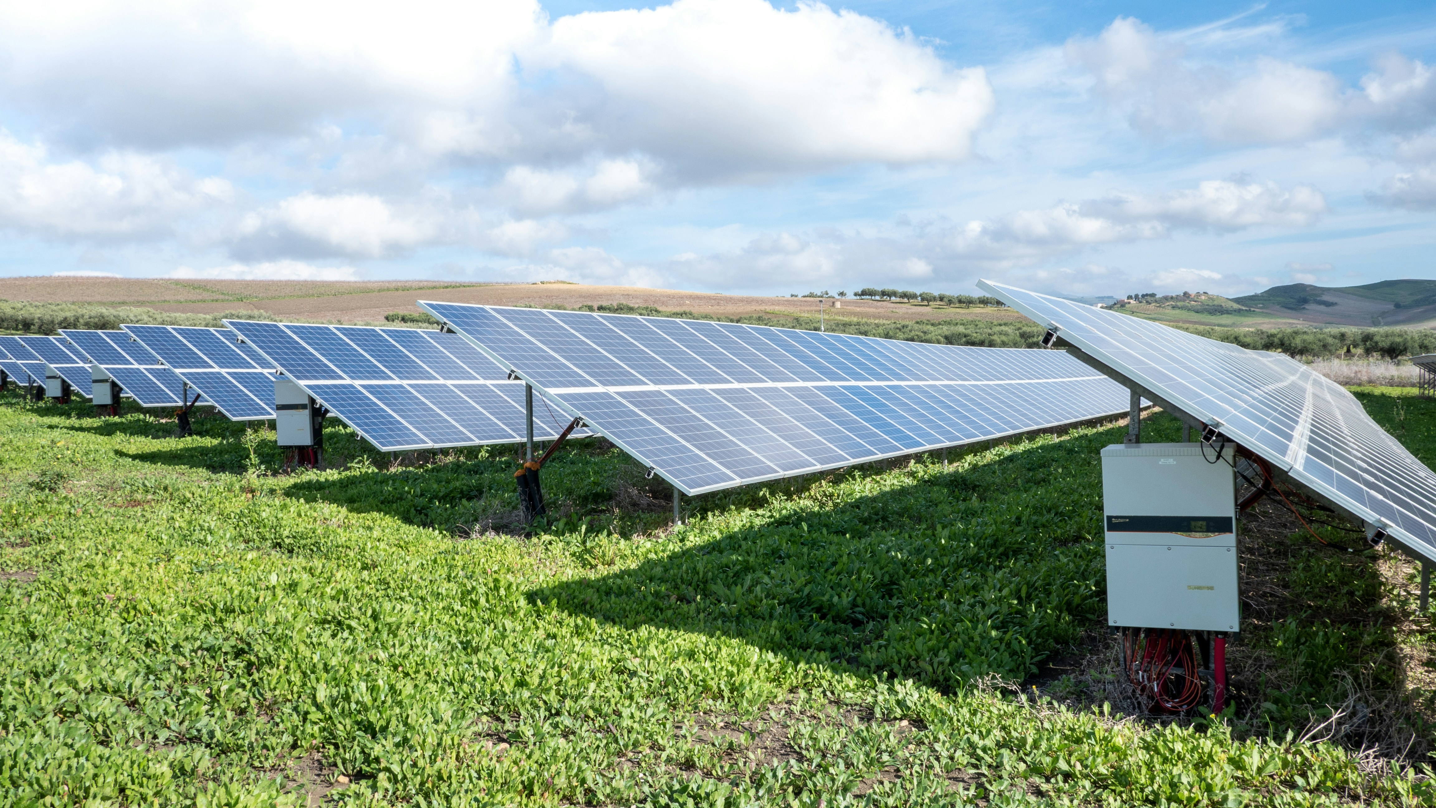 انواع سیستم های نصب فتوولتائیک (PV).